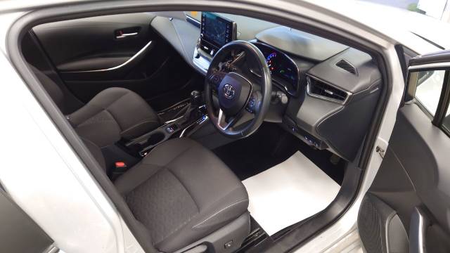 2022 Toyota Corolla 1.8 VVT-i Hybrid Icon Tech 5dr CVT Sat Nav Reverse Camera